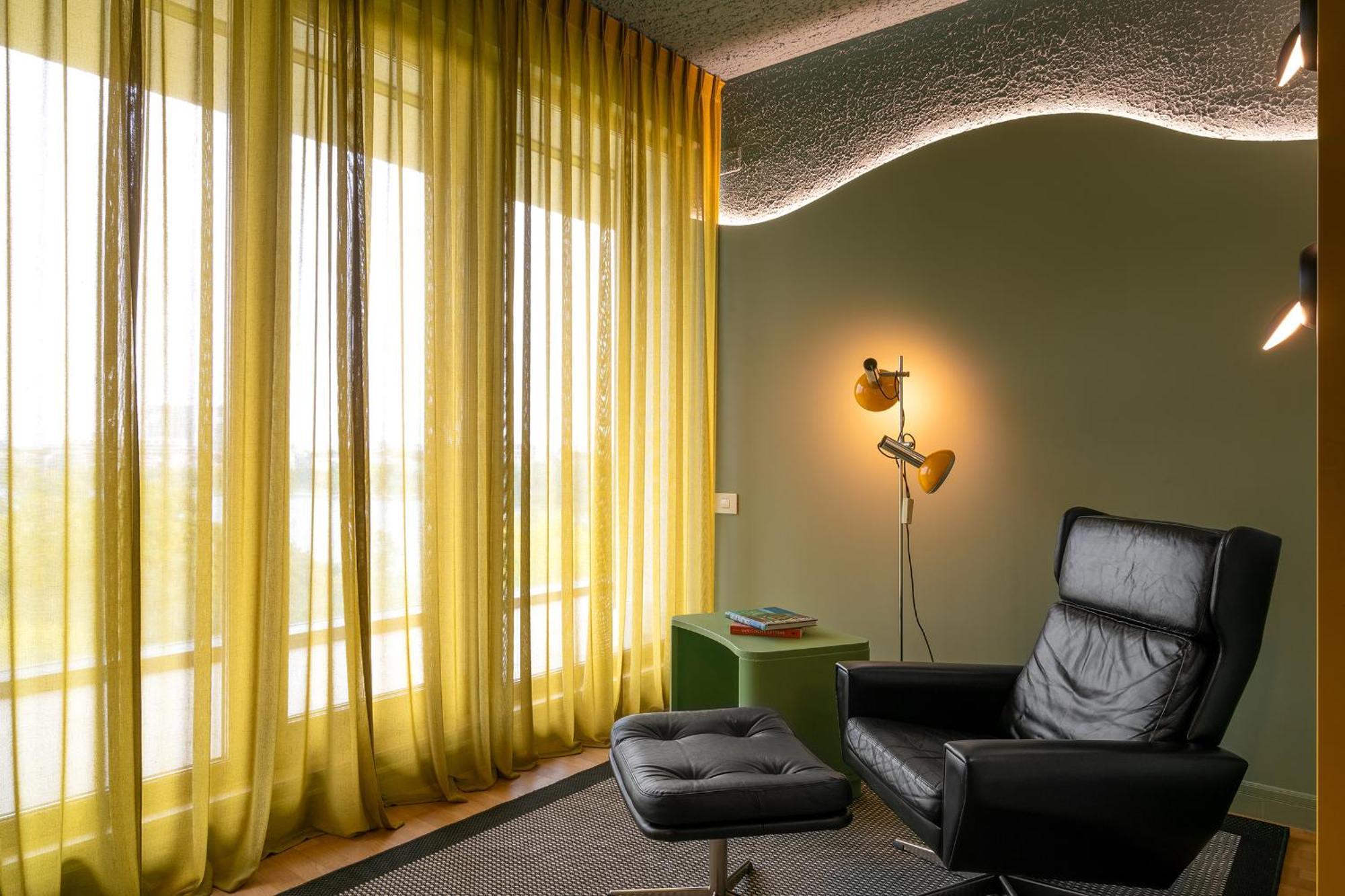 Room12 House Bucureşti Ngoại thất bức ảnh